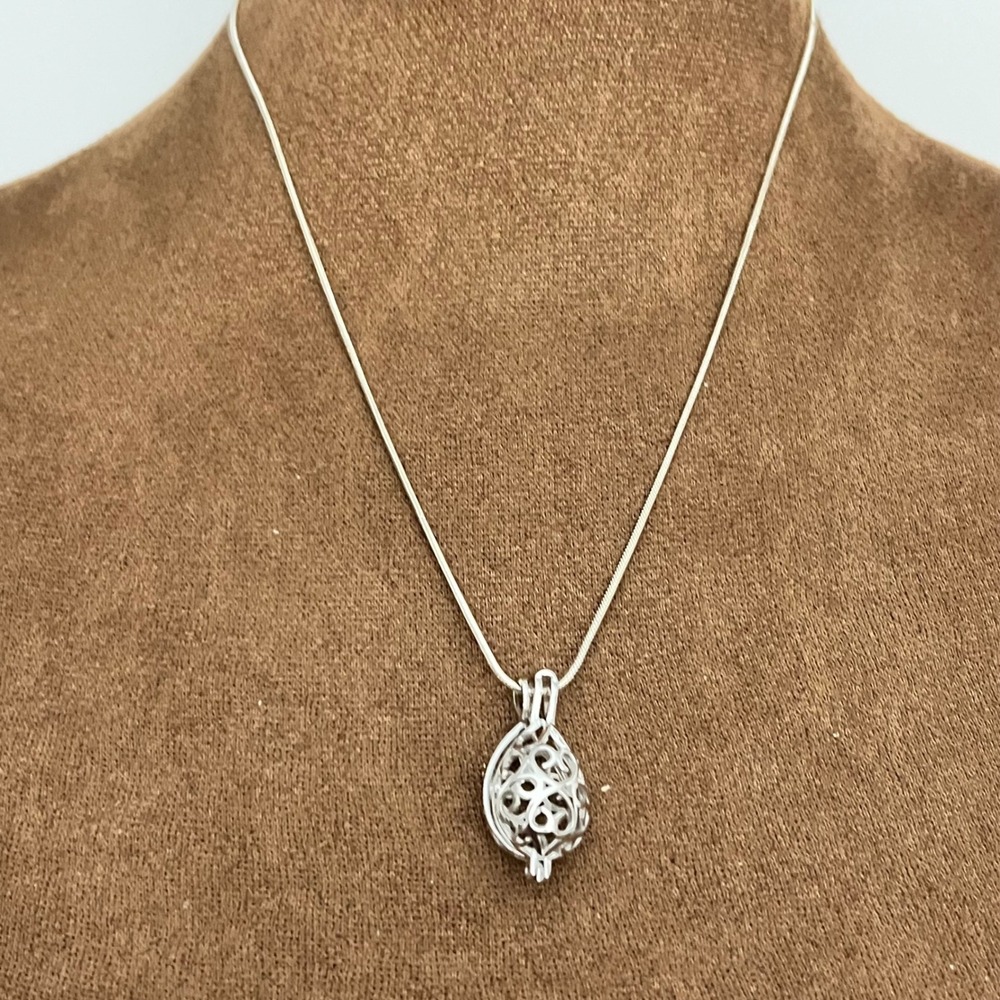 Sterling Silver Filigree Cage Locket Pendant ‎ Necklace 18" Cottagecore Y2K